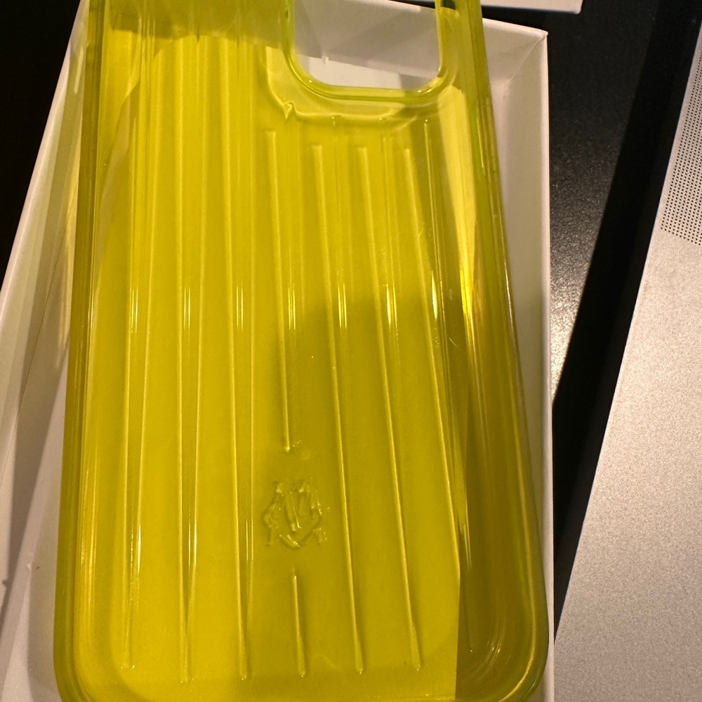 Rimowa iPhone 12pro max case